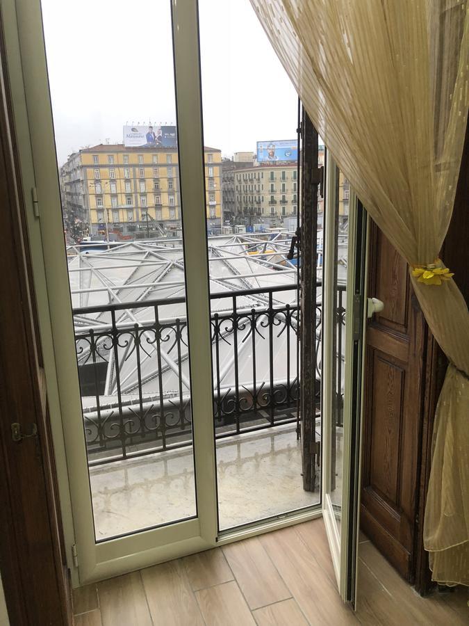 La Casa Di Fafa Bed & Breakfast Наполи Екстериор снимка