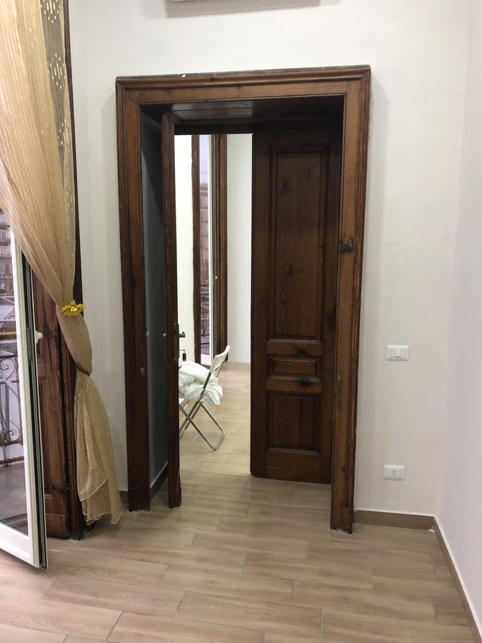 La Casa Di Fafa Bed & Breakfast Наполи Екстериор снимка