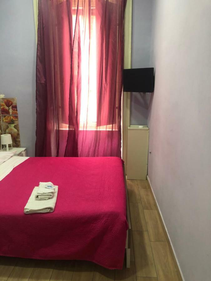 La Casa Di Fafa Bed & Breakfast Наполи Екстериор снимка
