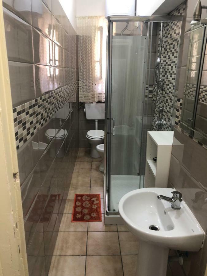 La Casa Di Fafa Bed & Breakfast Наполи Екстериор снимка