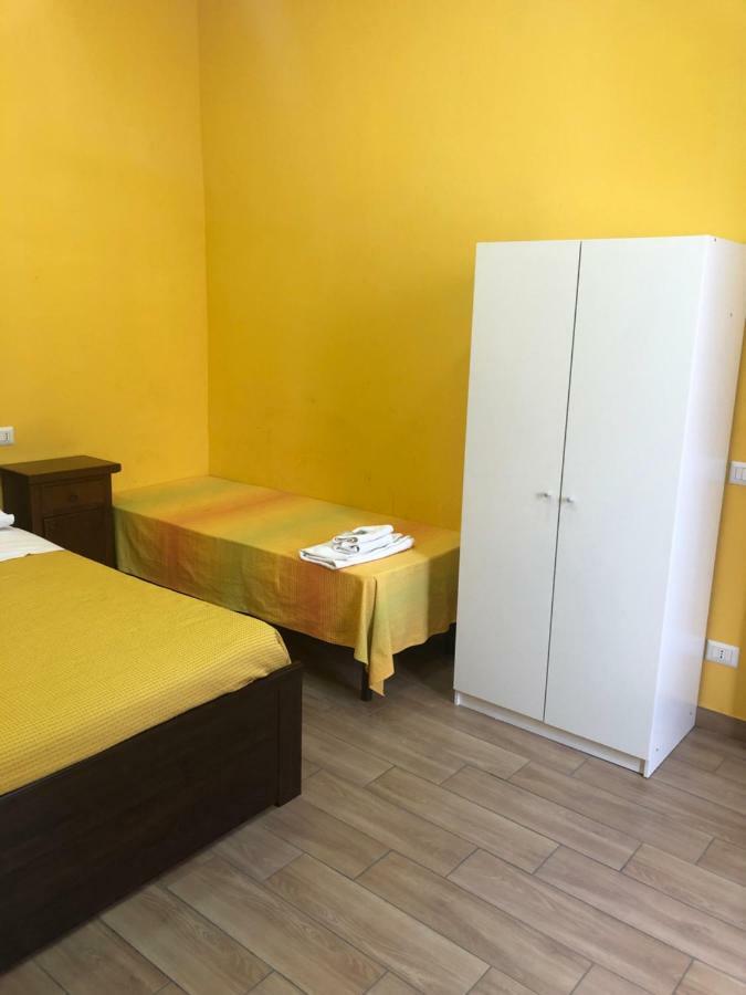 La Casa Di Fafa Bed & Breakfast Наполи Екстериор снимка