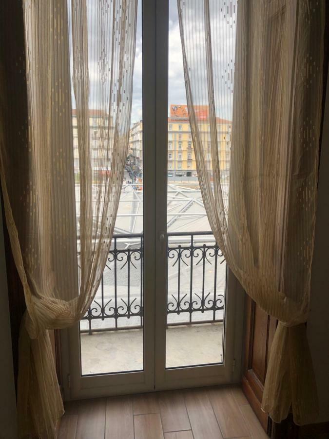 La Casa Di Fafa Bed & Breakfast Наполи Екстериор снимка
