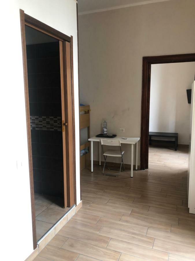 La Casa Di Fafa Bed & Breakfast Наполи Екстериор снимка